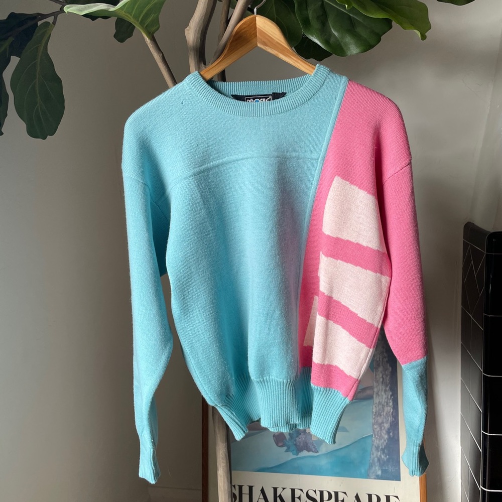 100% Wool 80’s Sweater